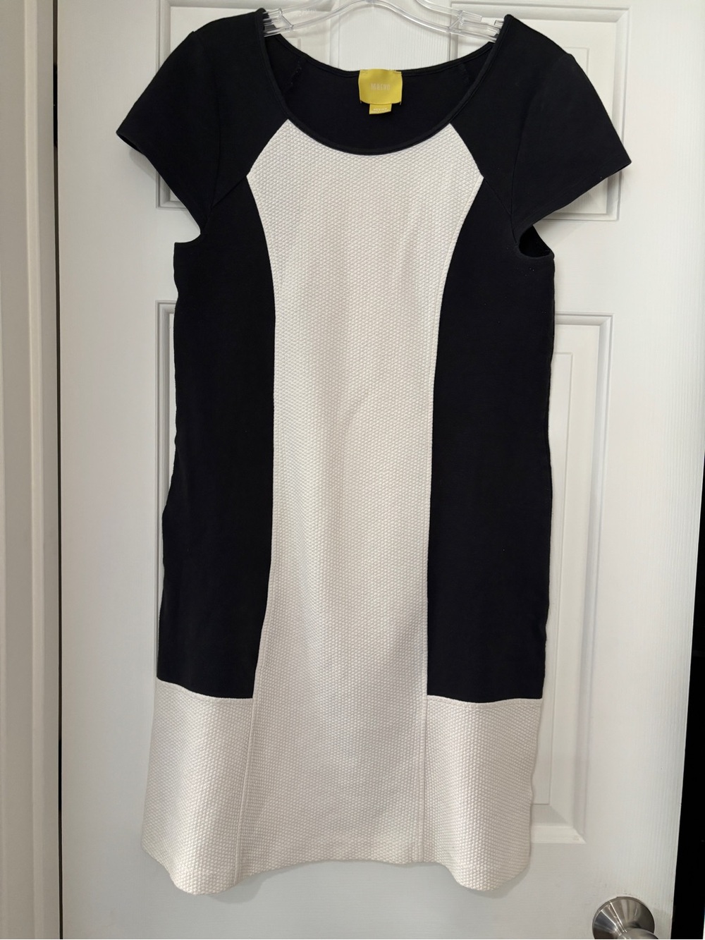 Maeve Black White Colorblock Shift Dress - Medium